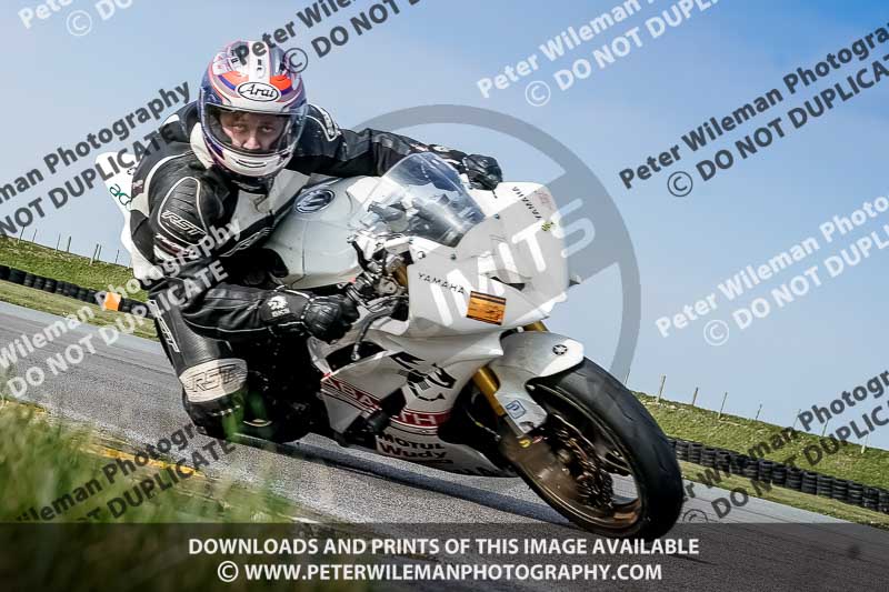 anglesey no limits trackday;anglesey photographs;anglesey trackday photographs;enduro digital images;event digital images;eventdigitalimages;no limits trackdays;peter wileman photography;racing digital images;trac mon;trackday digital images;trackday photos;ty croes